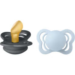 BIBS® Fopspeen Couture IJzer & Baby Blauw Latex 0-6 Maanden, 2 Stuks.