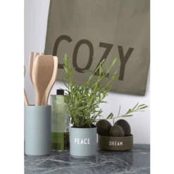 Design Letters Favoriete Mok Green -Kleintje Luxe design letters favoriete mok green a351501 2