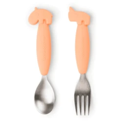 Done By Deer ™ Easy-grip Lepel En Vork Set, Hert Friends Koraal -Kleintje Luxe done by deer easy grip lepel en vork set hert friends koraal a373553 4