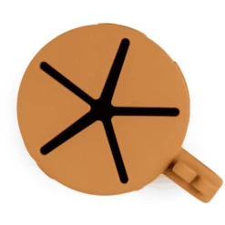 Done By Deer ™ Peekaboo Raffi Snack Beker Mosterd Geel -Kleintje Luxe done by deer peekaboo raffi snack beker mosterd geel a341414 2