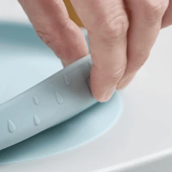 Done By Deer ™ Stick & Stay Serviesset Hert Friends Mix Van Kleuren -Kleintje Luxe done by deer stick amp stay serviesset hert friends mix van kleuren a341420 4