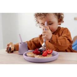 Everyday Baby Bestek Om Te Leren Eten, Roestvrij Staal Met Siliconen Handvat, 2 Stuks Light Lavendel -Kleintje Luxe everyday baby bestek om te leren eten roestvrij staal met siliconen handvat 2 stuks light lavendel a344140 3