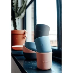 Filibabba Siliconen Mok 2-pack, Powder Blauw -Kleintje Luxe filibabba siliconen mok 2 pack powder blauw a344367 3