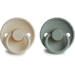 FRIGG Fopspeentouw Latex Cream /Sage 6-18 Maanden, 2 Stuks -Kleintje Luxe frigg fopspeentouw latex cream sage 6 18 maanden 2 stuks a397767 2