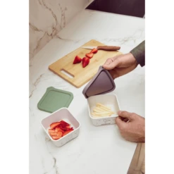 Miniland Voedselcontainer Naturset 2 Kuiken, 2 Stuks. -Kleintje Luxe miniland voedselcontainer naturset 2 kuiken 2 stuks a362295 4