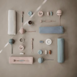 Mushie Dummy Houder, Gedroogde Tijm -Kleintje Luxe mushie dummy houder gedroogde tijm a399490 3