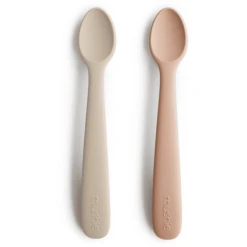 Mushie Siliconenlepel, Blush /Shifting Sand -Kleintje Luxe mushie siliconenlepel blush shifting sand a399506 4