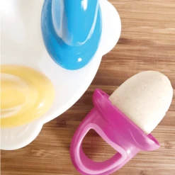 Nuby Nûby Diepvriesvormpjes Met Handvaten 320 Ml In Kleur -Kleintje Luxe nuby diepvriesvormpjes met handvaten 320 ml in kleur a309291 4