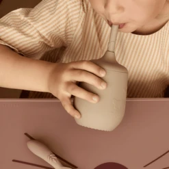 Nuuroo Adita 230ml Drinkbeker Met Rietje, Cobble Stone -Kleintje Luxe nuuroo adita 230ml drinkbeker met rietje cobble stone a362983 4