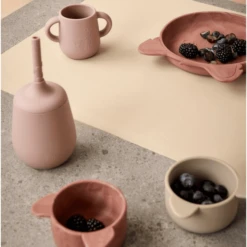 Nuuroo Drinkbeker Met Rietje Adita 230ml, Woodrose -Kleintje Luxe nuuroo drinkbeker met rietje adita 230ml woodrose a362993 2