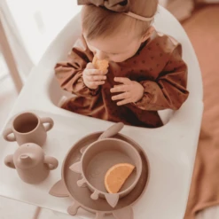 Nuuroo Lykke Giraffe 4-delige Serviesset, Houtrose -Kleintje Luxe nuuroo lykke giraffe 4 delige serviesset houtrose a364155 3