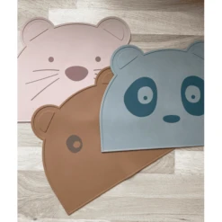 Nuuroo Placemat Ester Dusty Green -Kleintje Luxe nuuroo placemat ester dusty green a405379 2