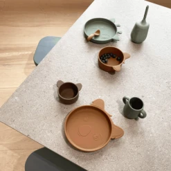 Nuuroo Siliconen Bord Akila Koala Dusty Green Set Van -Kleintje Luxe nuuroo siliconen bord akila koala dusty green set van a405347 4