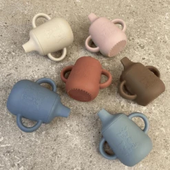 Nuuroo Sippy Beker Aiko 140ml, Woodrose -Kleintje Luxe nuuroo sippy beker aiko 140ml woodrose a363003 3