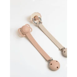 The Cotton Cloud Speenkoord Scallop Silicone, Ballerina -Kleintje Luxe the cotton cloud speenkoord scallop silicone ballerina a399270 2